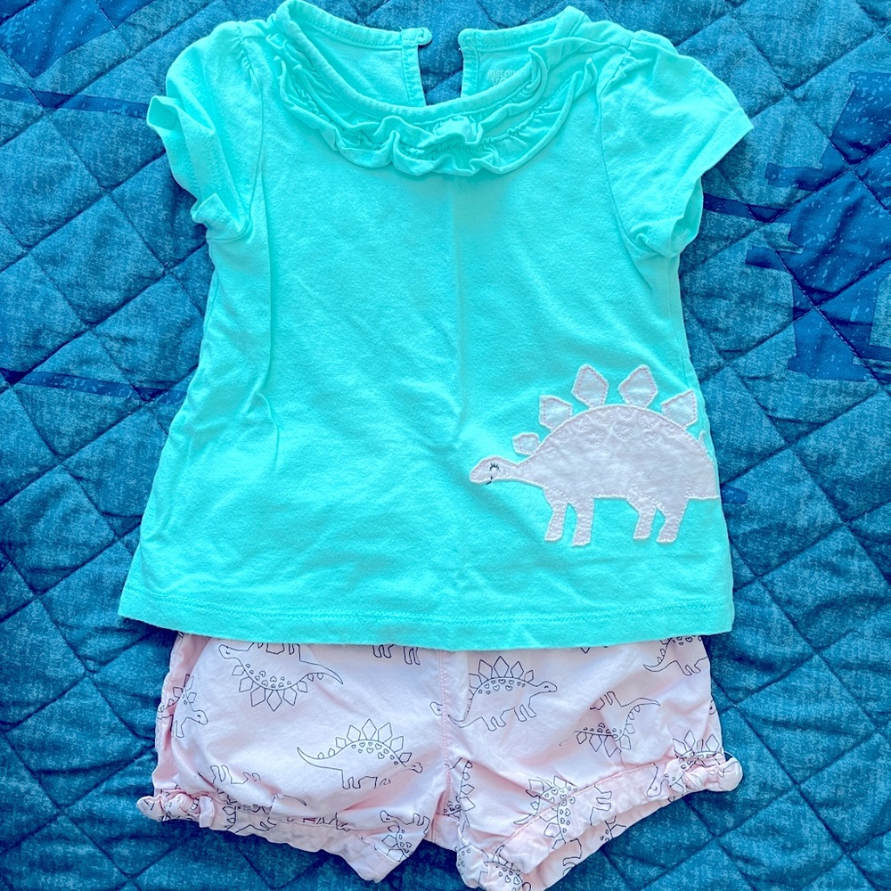 Dino outfit